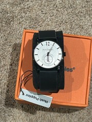 Hush Puppies HP.3628M.2522 Mens Quartz Watch Black Leather NOS Needs Battery NEW