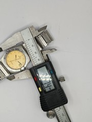 Omega Constellation Manhattan Quartz Champagne Dial Date Original