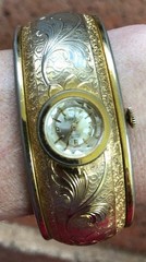 Vtg Neiman Marcus Ladies Wind-Up Gold Plated Hinged Bangle Watch