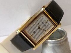 VINTAGE SEIKO SLIM QUARTZ BLACK JAPAN MEN’S WORKING DRESS WATCH