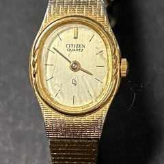 Vintage Citizen Watch Women 10mm Gold Tone Fold Over Clasp