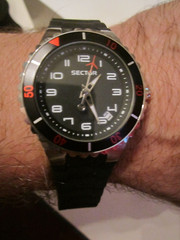 NEW SECTOR 175 WATCH IN THE BOX WITH TAGS – 38mm CASE