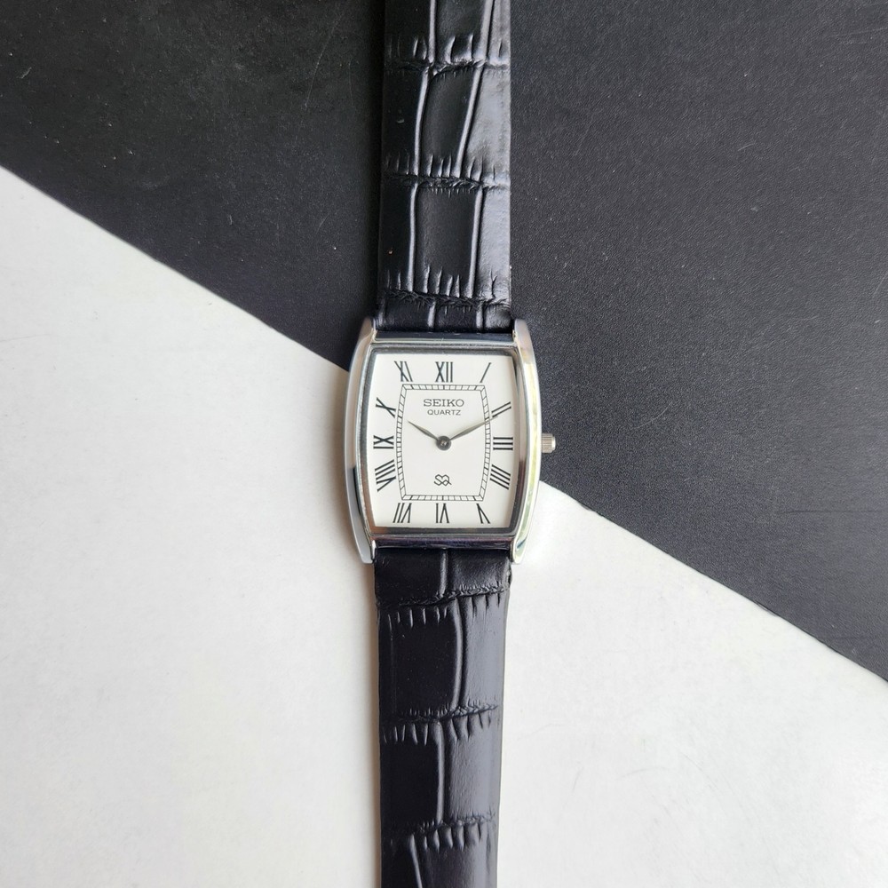 Vintage Seiko Slim Tank Quartz Men White Dial Dress Watch-Free Shipping
