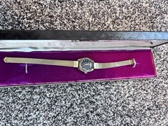 Vintage Bolivia Women’s 350 Watch Not working Box included Winding