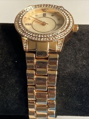 FMD FMDAL1120 Mother-of-Pearl Quartz Analog Women’s Watch New Battery