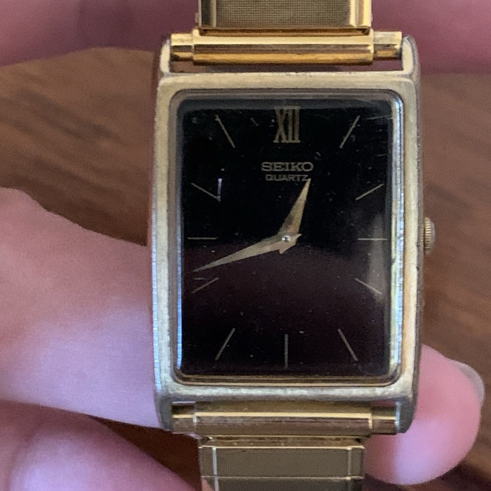 Seiko Tank Vintage Men’s Dress Watch w/ Stretch Band 7430-5560 (FOR PARTS ONLY)