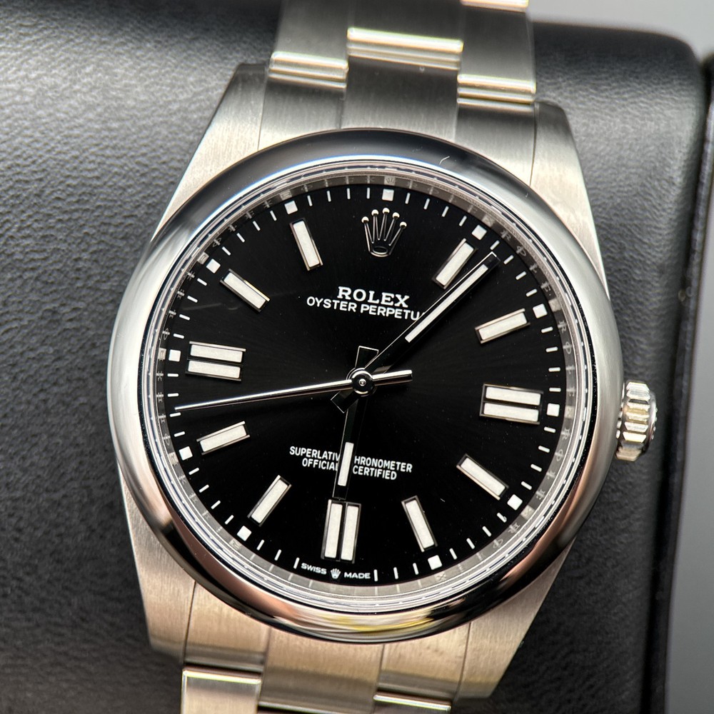 Rolex Oyster Perpetual 124300 Black Dial 41mm Automatic Steel Watch – 2021