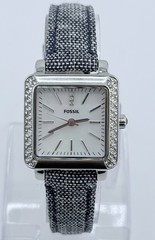 Women’s FOSSIL Wrist Watch……….Reloj de Mujer Marca FOSSIL