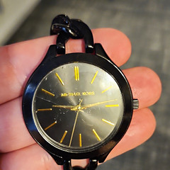 Michael Kors Womens Quartz 38mm Black/Gold Dial Black Metal Bracelet 50m