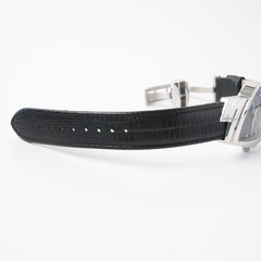 Hamilton Ventura H244112 Quartz Black Dial 33 mm