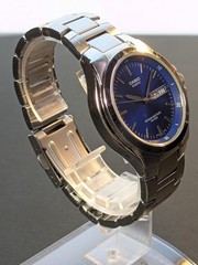 Casio MTP-1228DJ Blue Dial Day-Date 10-Year Battery Working Condition