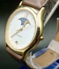 Vintage and Rare TISSOT Moonphase Unisex quartz watch. Mineral Crystal. F356