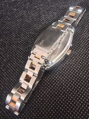 SEIKO LUKIA 1B22-0AZ0 Women’s Radio Solar Tonneau Watch – Beautiful Condition Jp