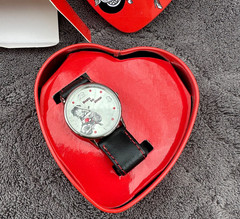 AVON Biker Betty Boop Watch With Heart Tin Avon 2008-Born To Boop! NEW!!