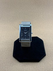 BLACK SILVER Vintage Seiko Slim Quartz Men’s Wristwatch