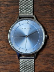 SKAGEN SKW2319 38mm WOMEN’S WATCH AZURE BLUE DIAL ALL SS NEW BATTERY BEAUTIFUL!
