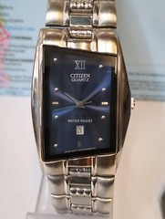 QUARTZ BLUE DIAL 1012-S018811 JAPAN UNISEX ADULTS FULL WORKING ALL ORG.