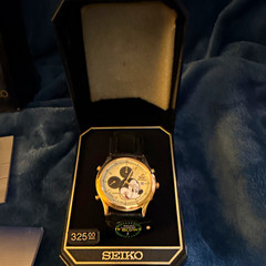 Seiko Quartz Chronograph Mickey Mouse Dial Alarm Date 150m Leather Box Papers