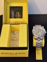 LNIB Invicta Specialty Collection Watch Model #6620 45mm Silver Toned Black Dial