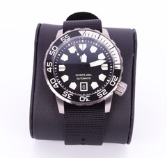 NEW HELM KHURABURI Titanium – black dial, automatic, bracelet and nylon strap