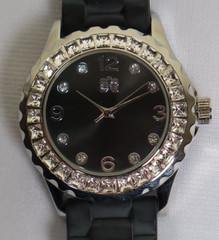 E Butterfly Unisex Quartz Watch NIB #CUR100 Black Jelly Band Needs New Battery