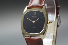 New Battery [Near MINT] Vintage Seiko Dolce 6020-5260 Tank Quartz Mens Watch　