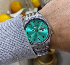 Seiko 5 Automatic Arabic Sea Green Dial Men’s Watch Japan Made 7009