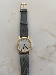 THE ORYX Womens Watch Quartz Gold Tone Round Works Great Take A Look