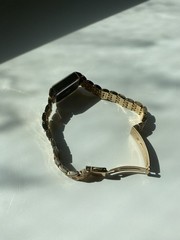 XIMILI Women’s Gold Tone Watch/ New Battery/ Working