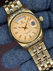 Titoni Cosmo King Automatic Day/Date Men’s Wristwatch