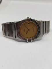 Omega Constellation Manhattan Quartz Champagne Dial Date Original