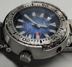 Seiko Tuna SRP453 automatic overseas model diver blue dial operational tuna can