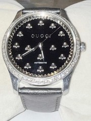 GUCCI MENS TIMELESS BEE 126.2 AUTOMATIC 42MM LAB GROWN DIAMOND BLACK ONYX WATCH