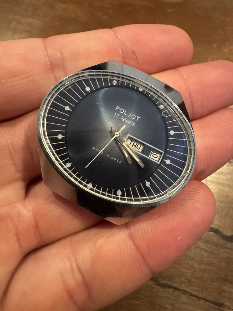 Vintage Poljot USSR Space Watch – 17 Jewels Mechanical / Runs Great – US Seller