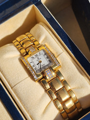 Festina Solid 18k Gold With Diamonds Wrist Watch 💎 Very Rare 50 Grams