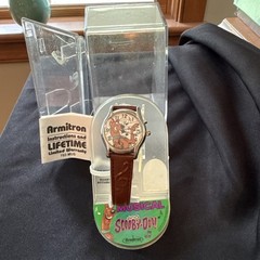 Unworn Vintage Armitron Musical Scooby-Doo Leather Strap 2100/114 753H W/box