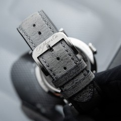 H.Moser & Cie. Heritage Retrograde Seconds RARE 11/25 Limited Ed. Yellow Watch