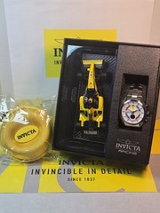 Invicta Special Edition Replica Racing Car w/ Invicta 50437 45mm Watch Bundle!