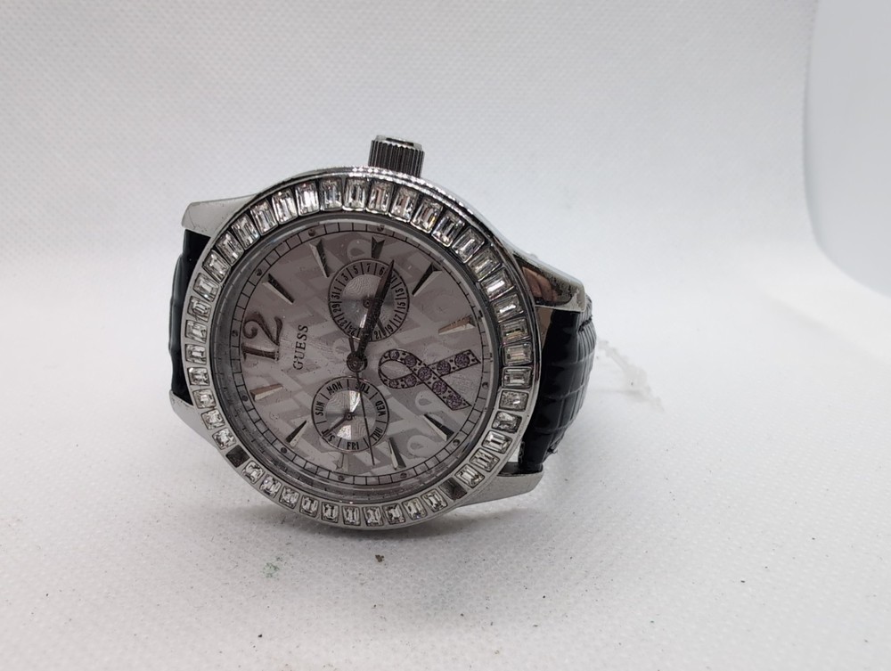 Guess Womens Watch 42mm Breast Cancer Awareness Leather Day Date New Battery