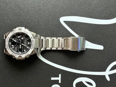 60 000 yen CASIO G SHOCK GST B400D 1AJF