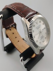 Croton Diamond Automatic Day-Date President Style Watch Silver Dial Extra Straps