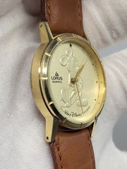 [ SERVICED WORKS ] 1990s LORUS Mickey Mouse Gold Coin Lorus Watch Disney Vintage