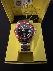 Invicta Pro Diver Men’s Automatic Diver Watch Black Dial Red Bezel Date 40mm
