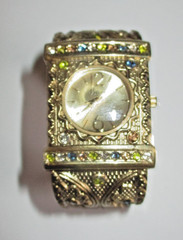 Vintage VIVANI Gold Tone Womans Hinged Cuff Bracelet Wrist Watch Bejeweled