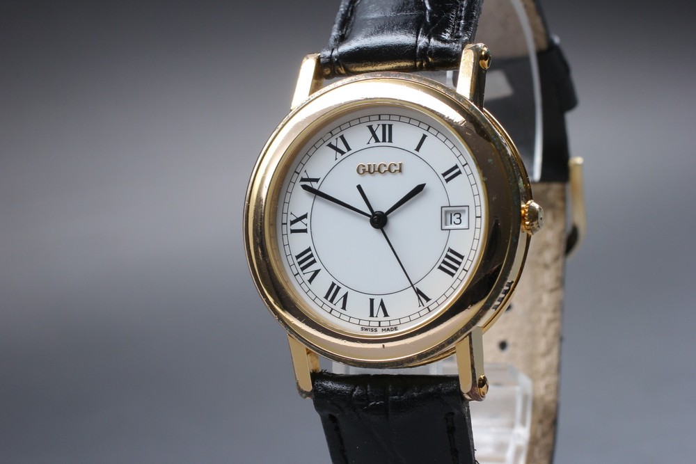 [Exc+4] Gucci 7200M 34mm White Roman Dial Date Quartz Men’s Watch From JAPAN