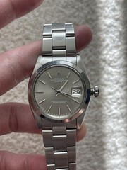 Rolex Date 1500 34mm silver sigma dial 1970s with box