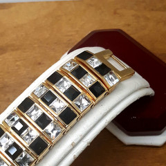 Ladies Geneva Icy Black & Clear Rhinestone Gold Tone Bracelet Watch 7″ (working)
