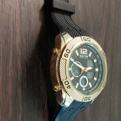 Kenneth Cole Reaction Men’s Analog-Digital Quartz Tachymeter Watch Black/Gold