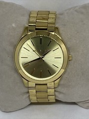 Michael Kors Runway MK3179 Women’s Gold Stainless Steel Analog Dial Watch VK771