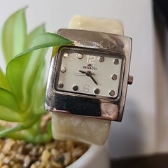 Denacci Watch Ladies Ivory Band Pre-Owned Work Travel Casual School Vintage